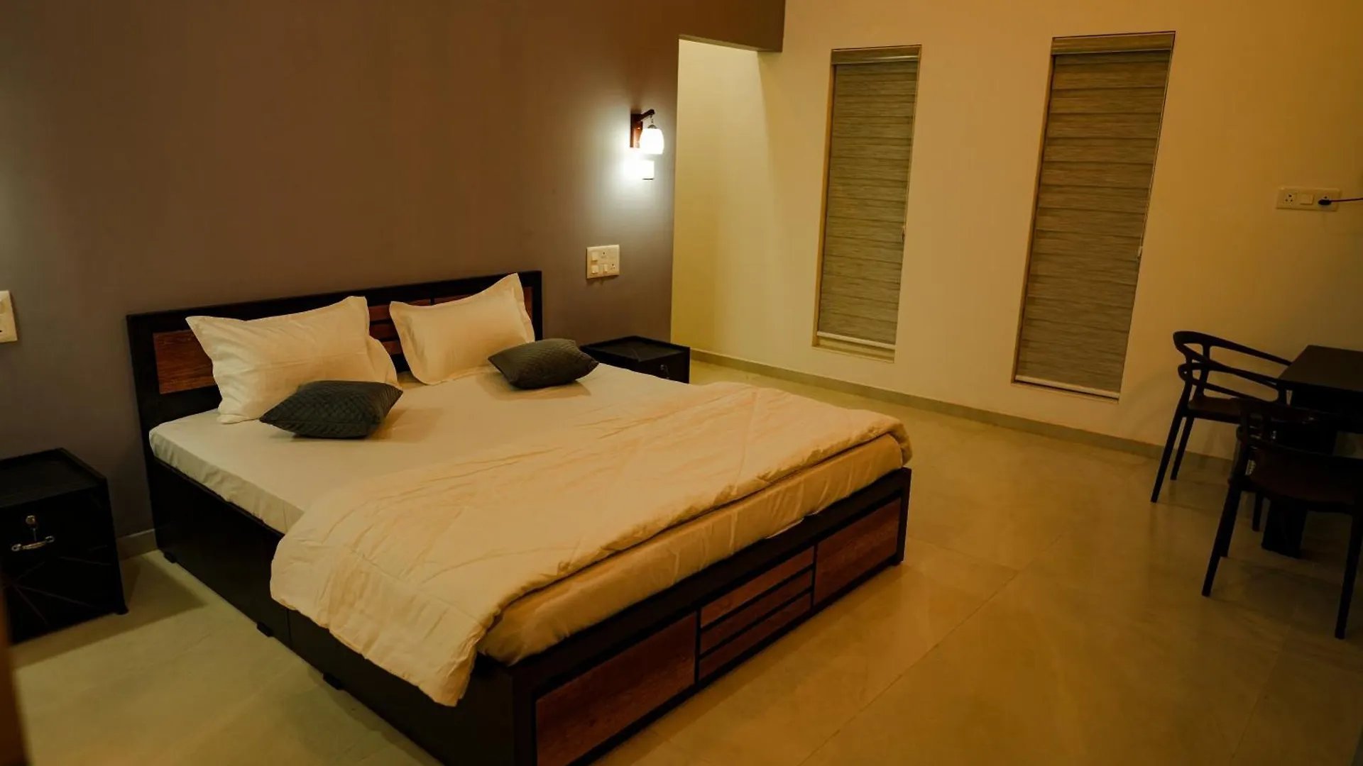 펜션 The Calm County Homestay 마난타바디