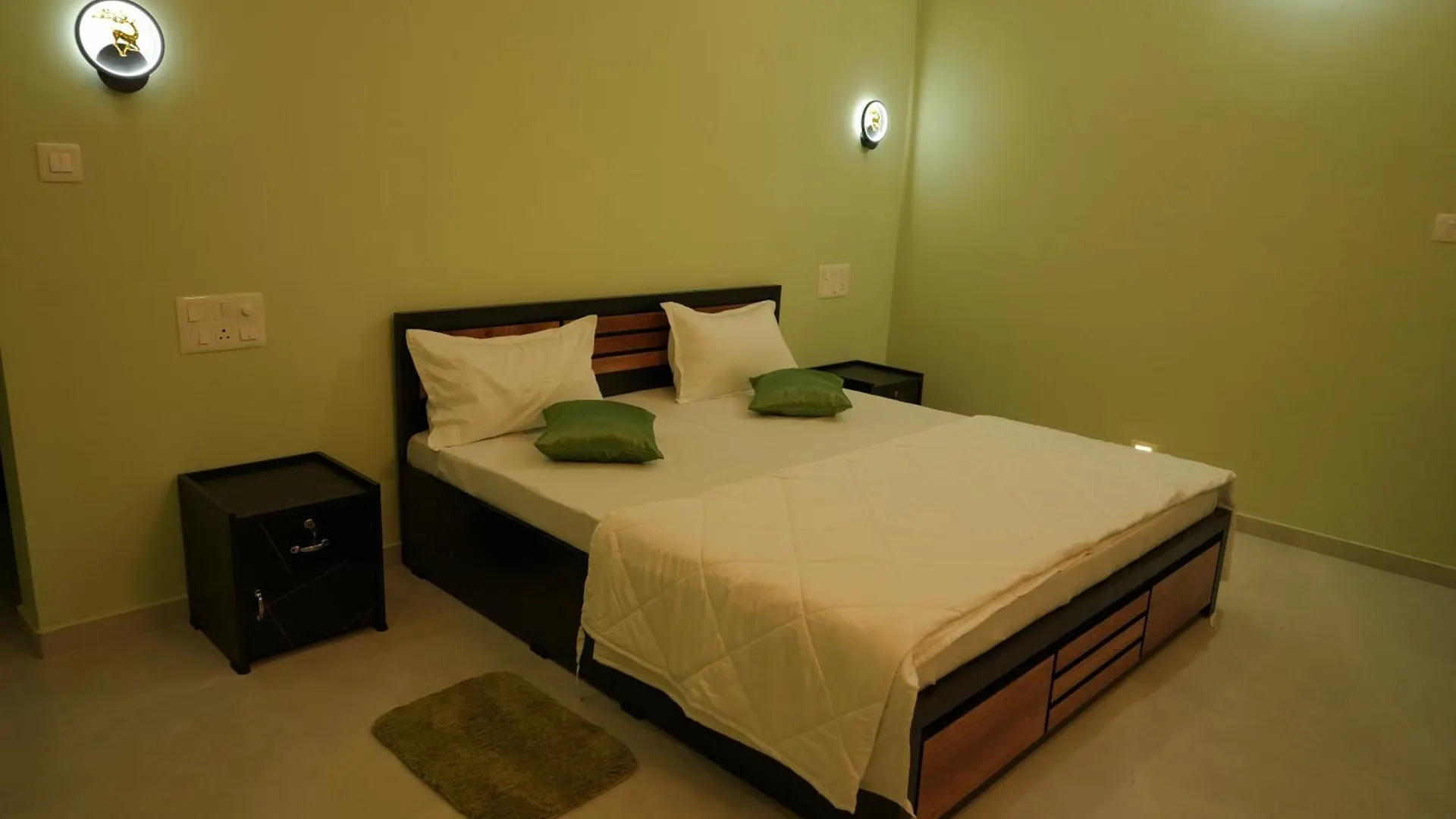 The Calm County Homestay 마난타바디 펜션