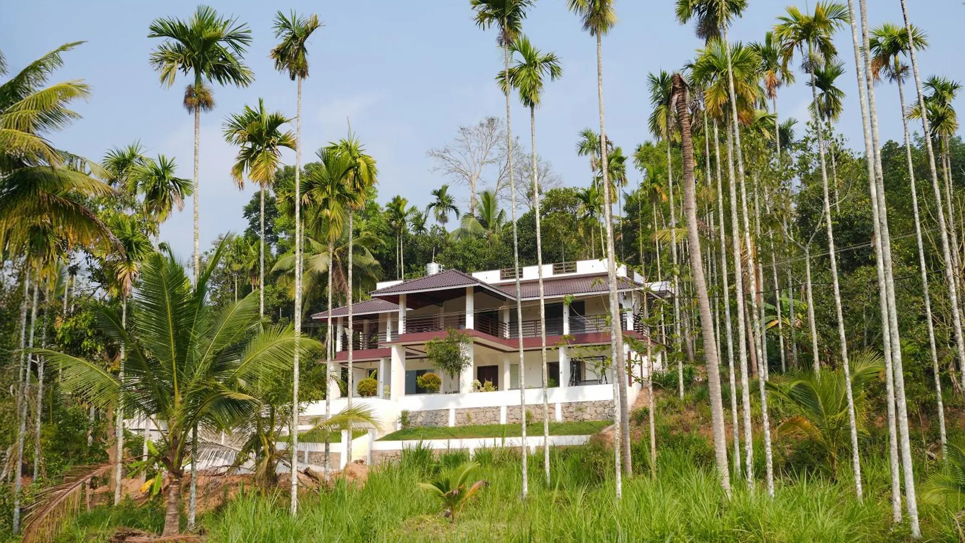 The Calm County Homestay 마난타바디 0*,