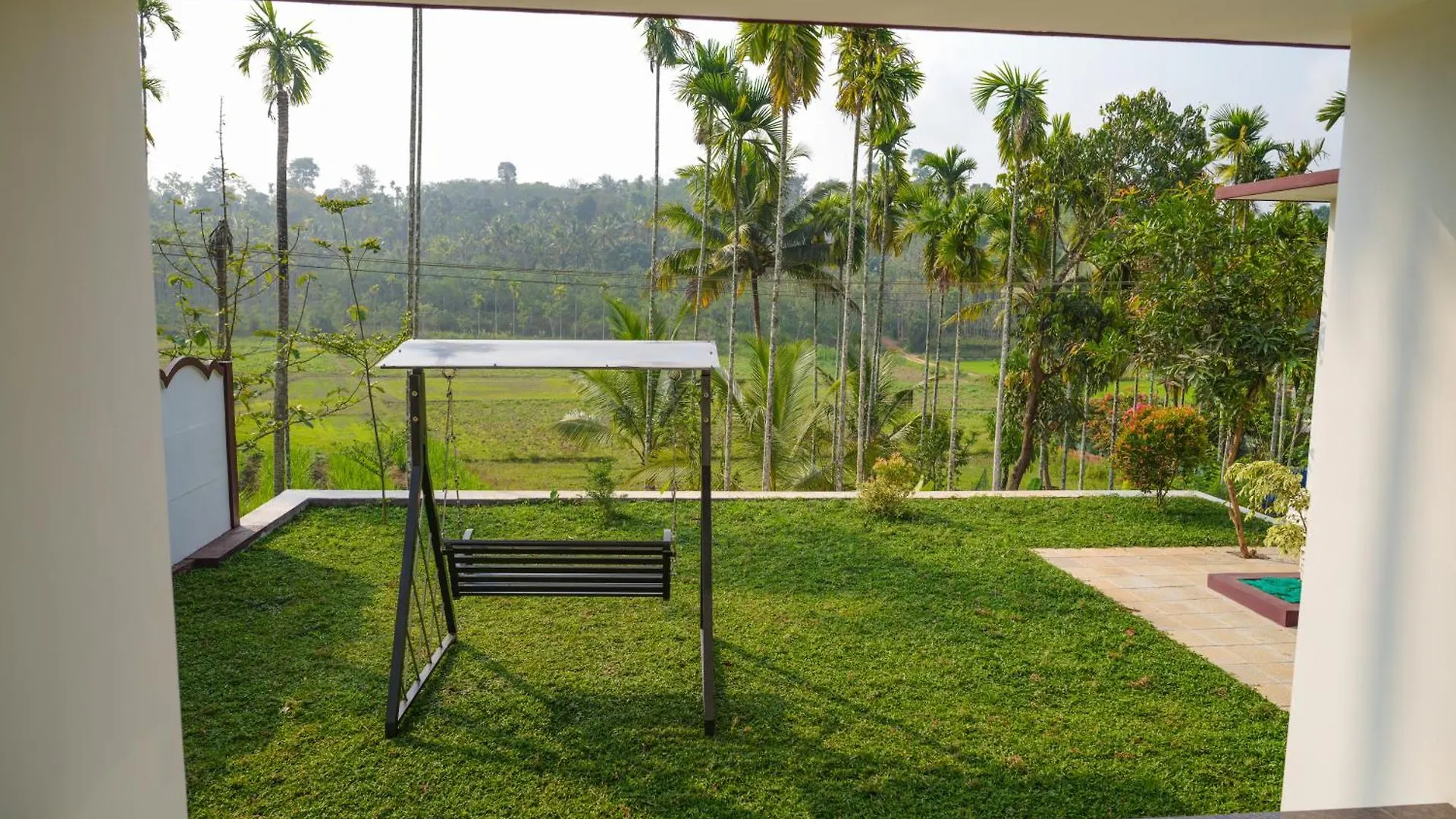 The Calm County Homestay 마난타바디 펜션